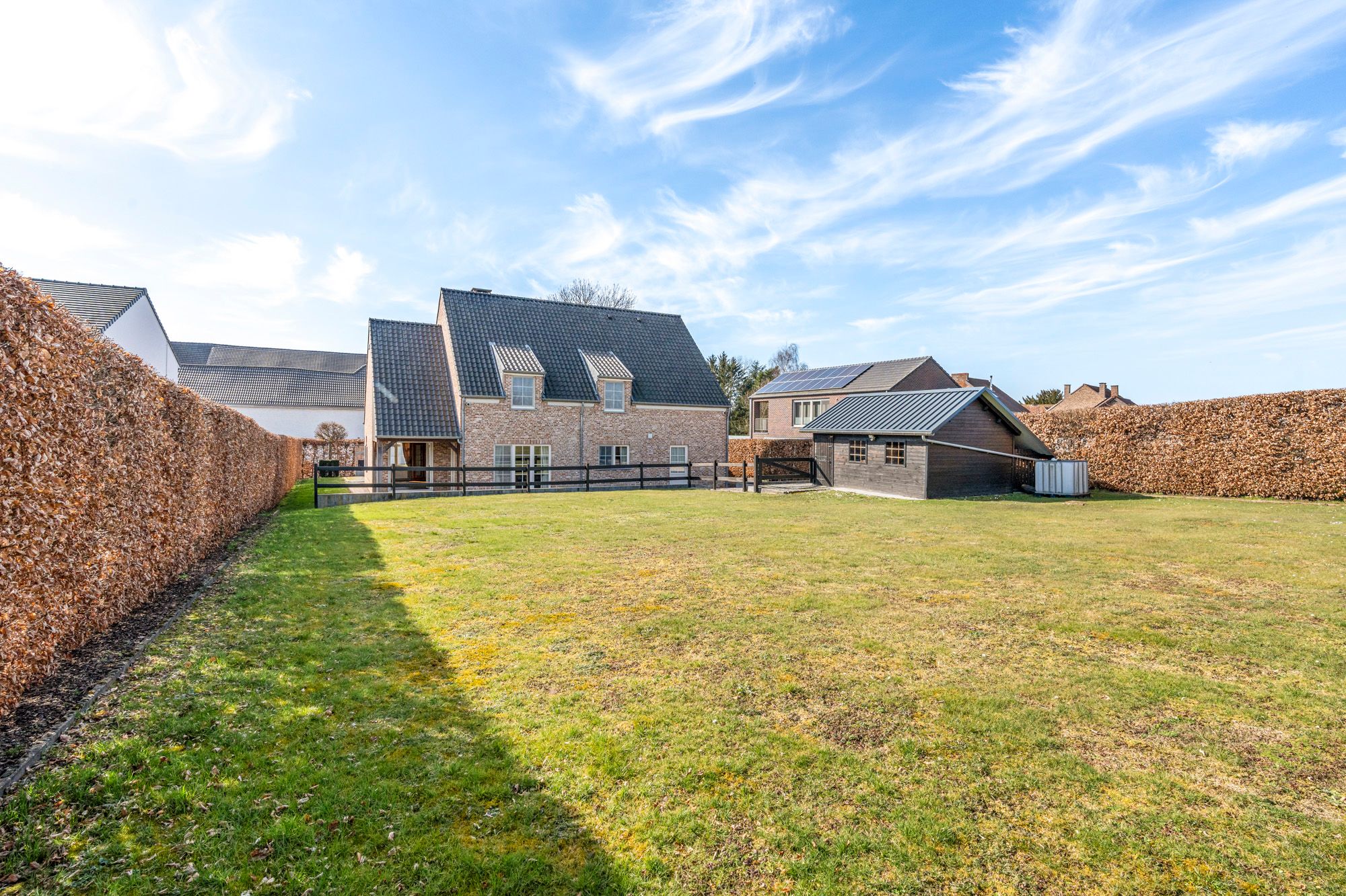 Exclusieve villa met hoogstaande afwerking in een idyllische omgeving foto 11