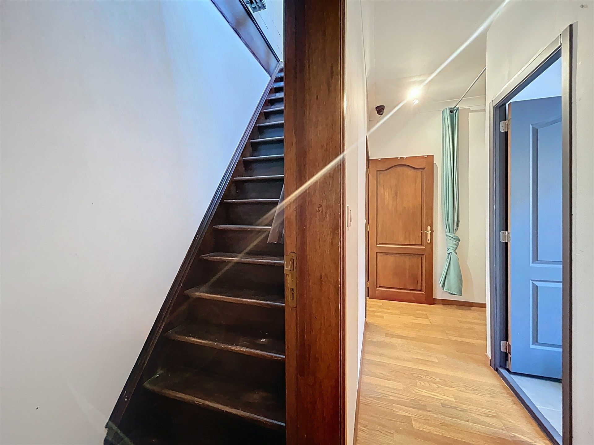 Half open bebouwing met 3 slaapkamers en 3 garages op perceel van 235m²  foto 14