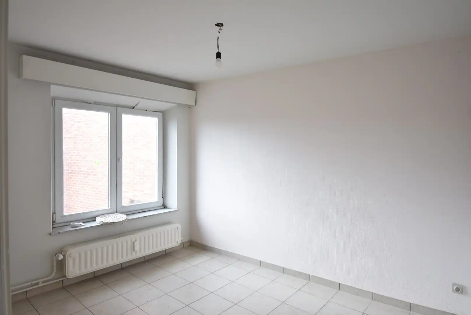 Degelijk appartement met 2 slaapkamers in centrum Hoeselt foto 10