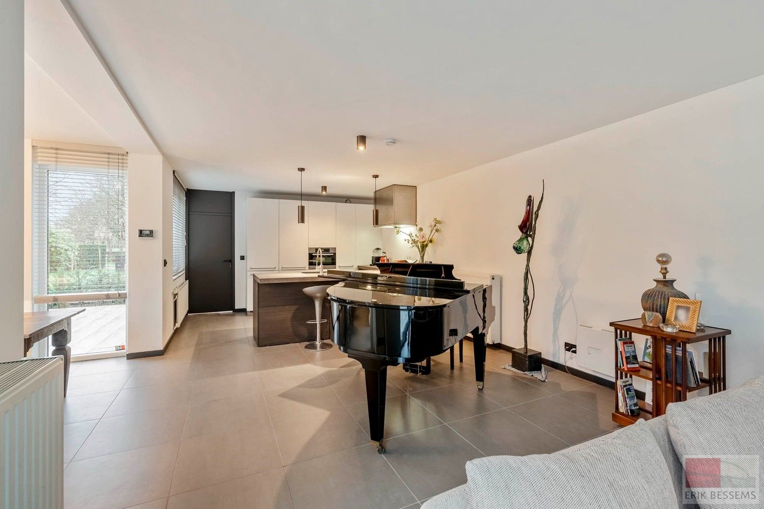 Leuk, grondig gerenoveerde bungalow (2023–2025), rustig gelegen aan het park van Sint-Pietersheim. foto 11