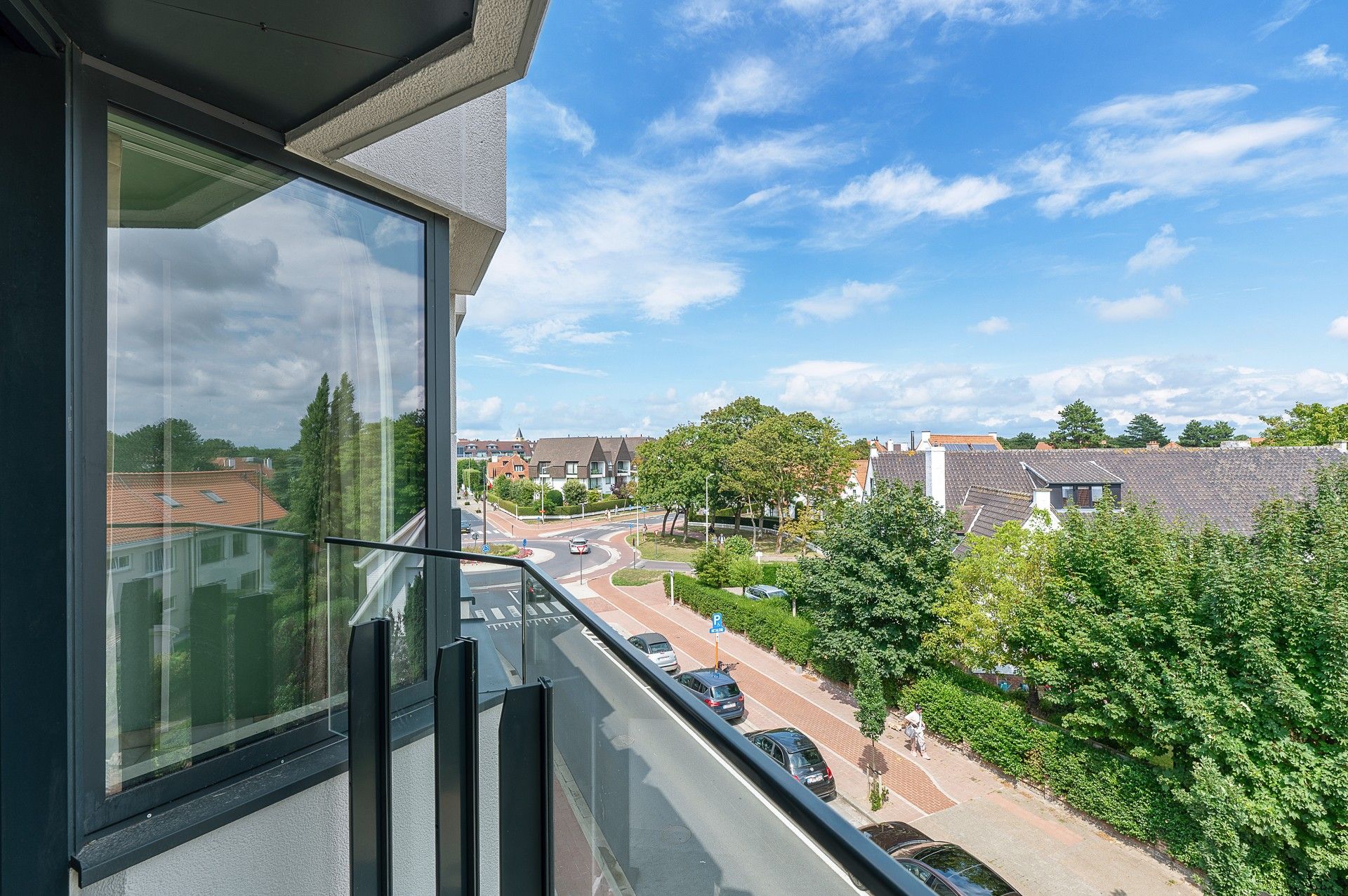 Centraal gelegen appartement met twee terrassen nabij de Lippenslaan foto 6