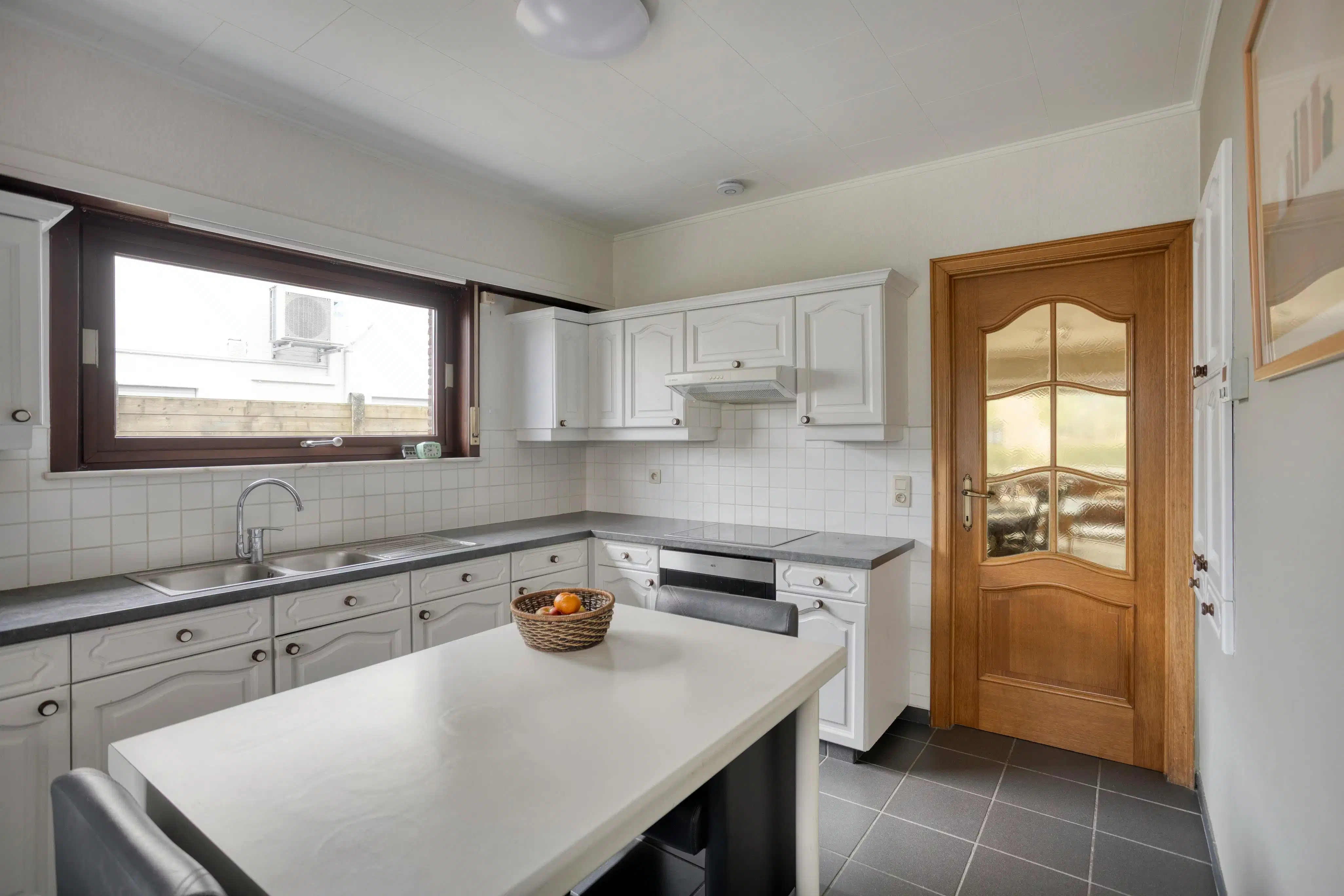 goed onderhouden laagbouw woning te koop in Olen  foto 7