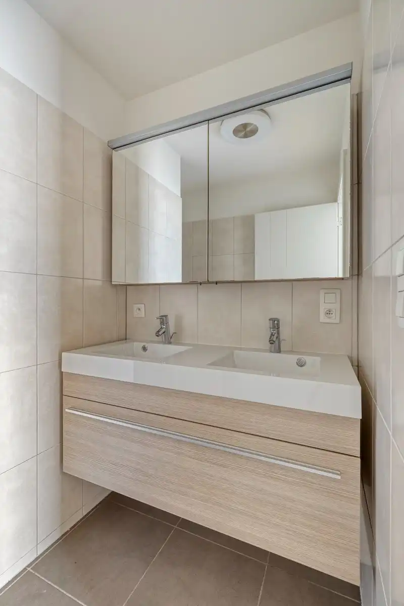 Instapklaar appartement met 2 slaapkamers en royale terrassen te Hoeselt foto 17