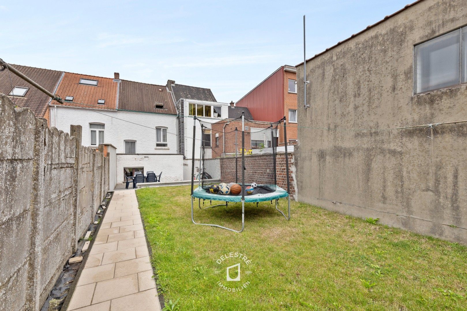 INSTAPKLARE WONING 4 SLPK. EN TUIN foto 12