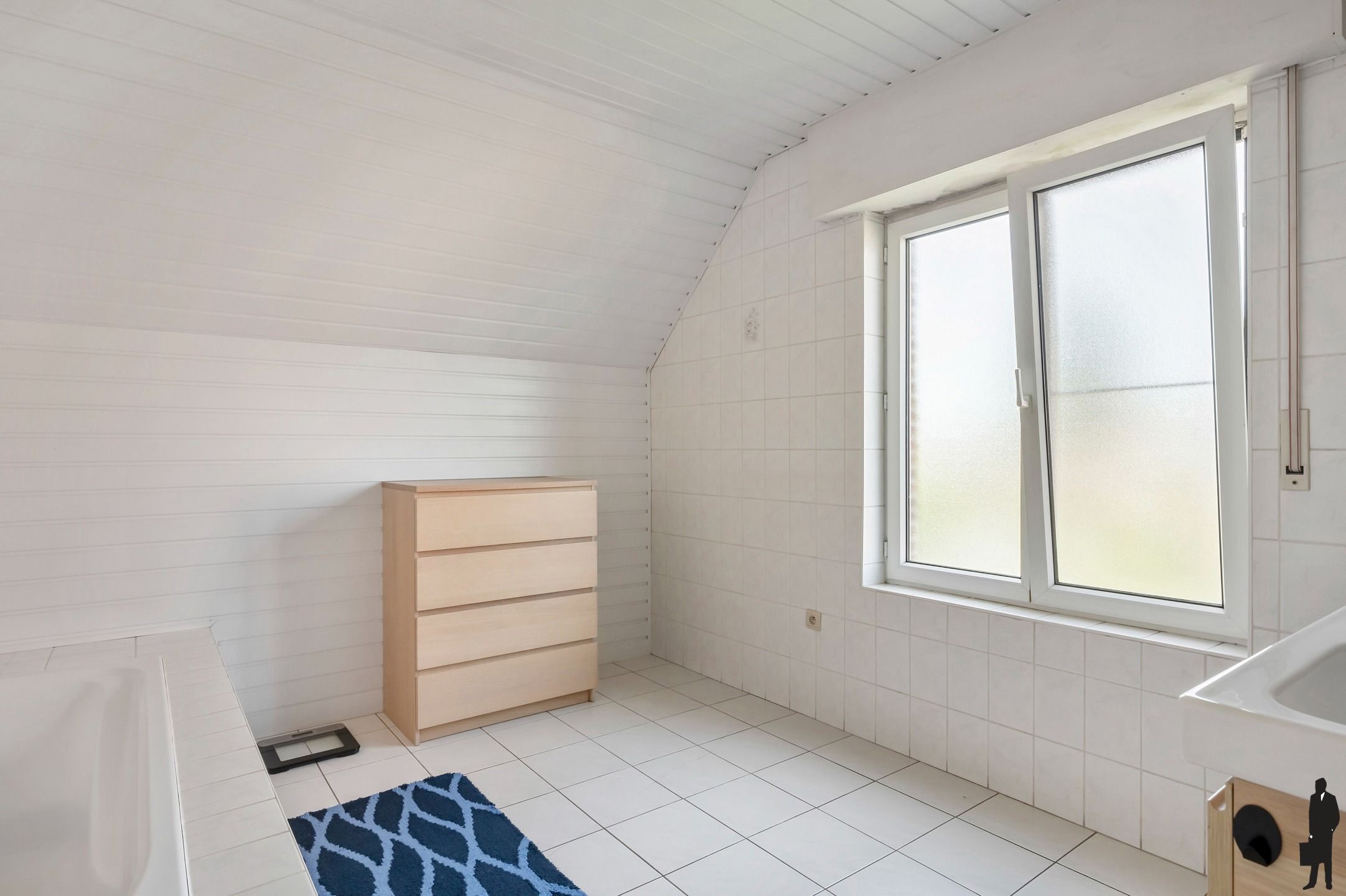 Ruime, instapklare gezinswoning met grote tuin in het hart van Rijkevorsel foto 24