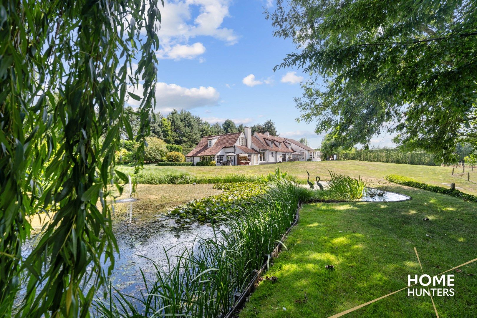Exclusieve villa met gastenverblijf en panoramische zichten foto 16