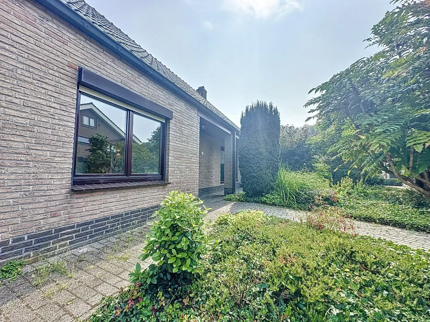 Ruime semi-bungalow in centrum Sluis  foto 6