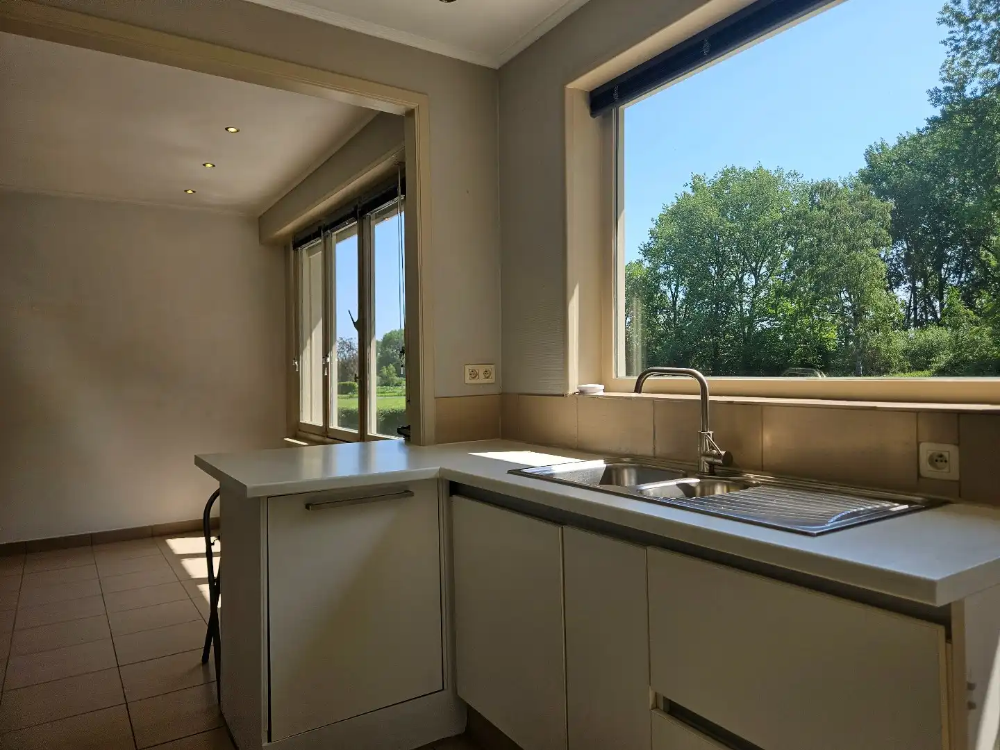 Rustig gelegen woning met 3 slaapkamers en prachtige vijvertuin in Geel-Winkelomheide !  foto 10
