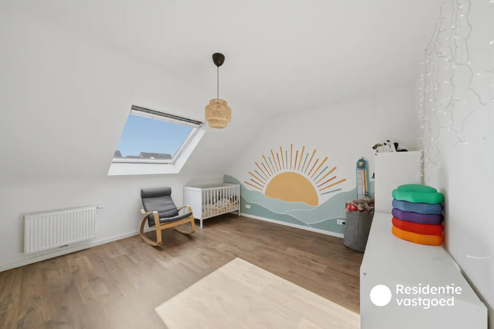 Instapklare woning te koop met garage en tuin! foto 23