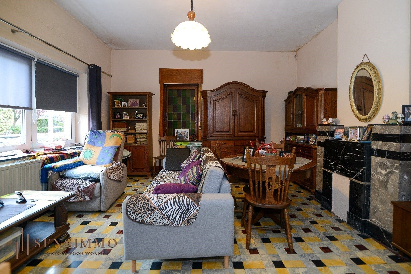 Instapklare duplex met 3 slpk + terras + parking in de levendige Vennestraat! foto 19