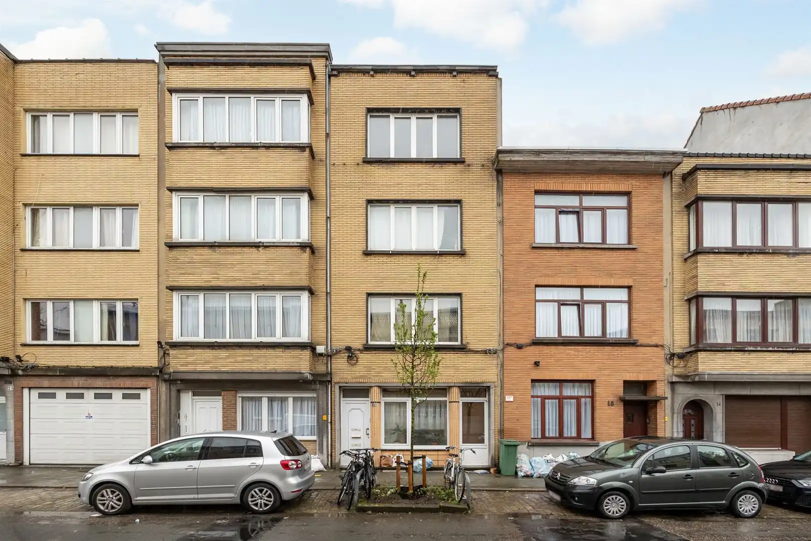 Gerenoveerd appartement in het hippe BOHO foto 21