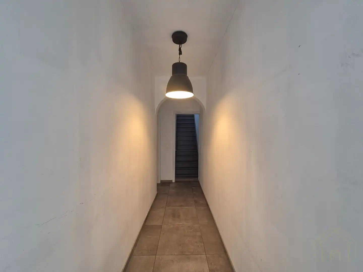 Comfortabele gezinswoning met twee slaapkamers en tuin foto 2