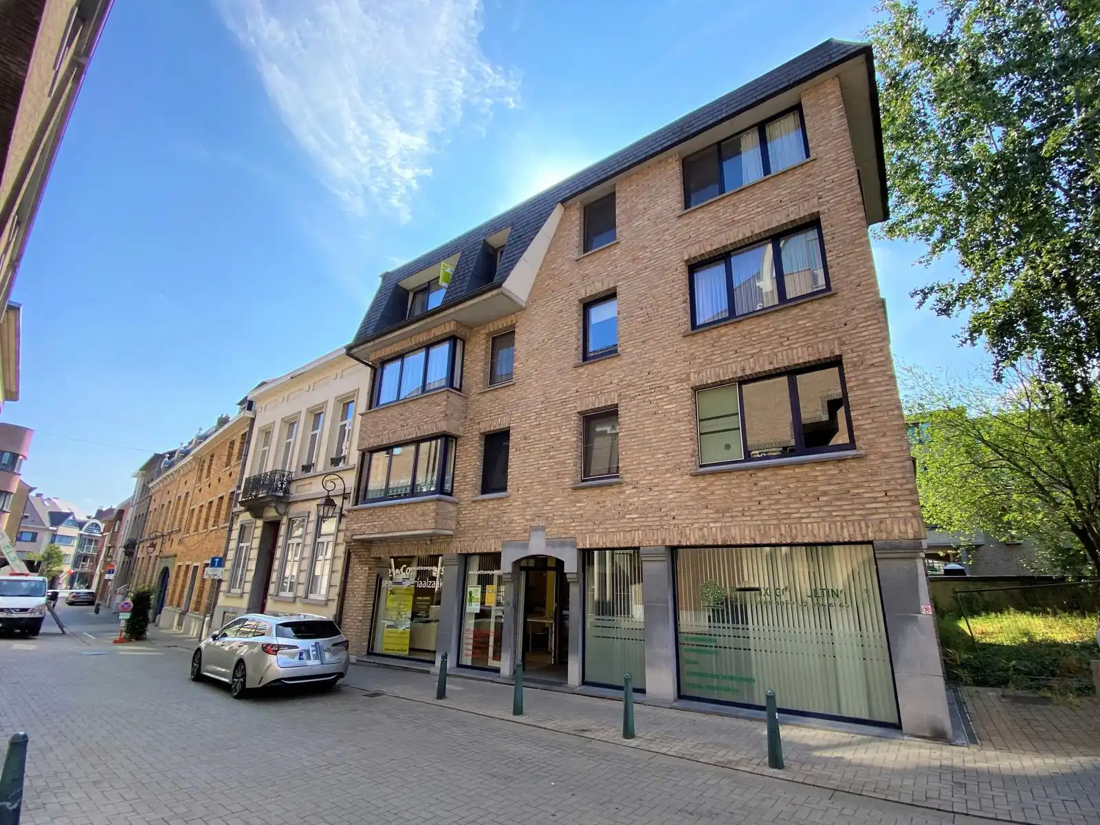 Appartement met 2 slaapkamers in centrum van Halle foto {{pictureIndex}}