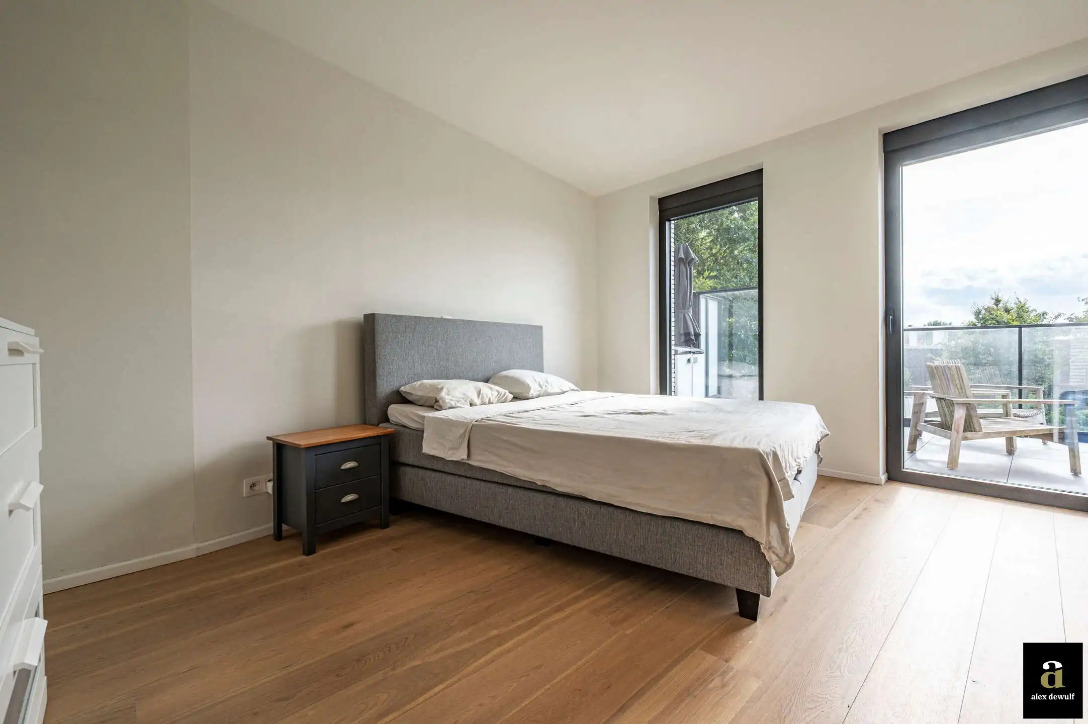 Recent appartement met groot terras, centrum Waregem [Stationsstraat]. foto 20