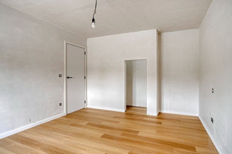 Moderne nieuwbouwwoning TE KOOP in een rustige buurt in WAREGEM! foto 10