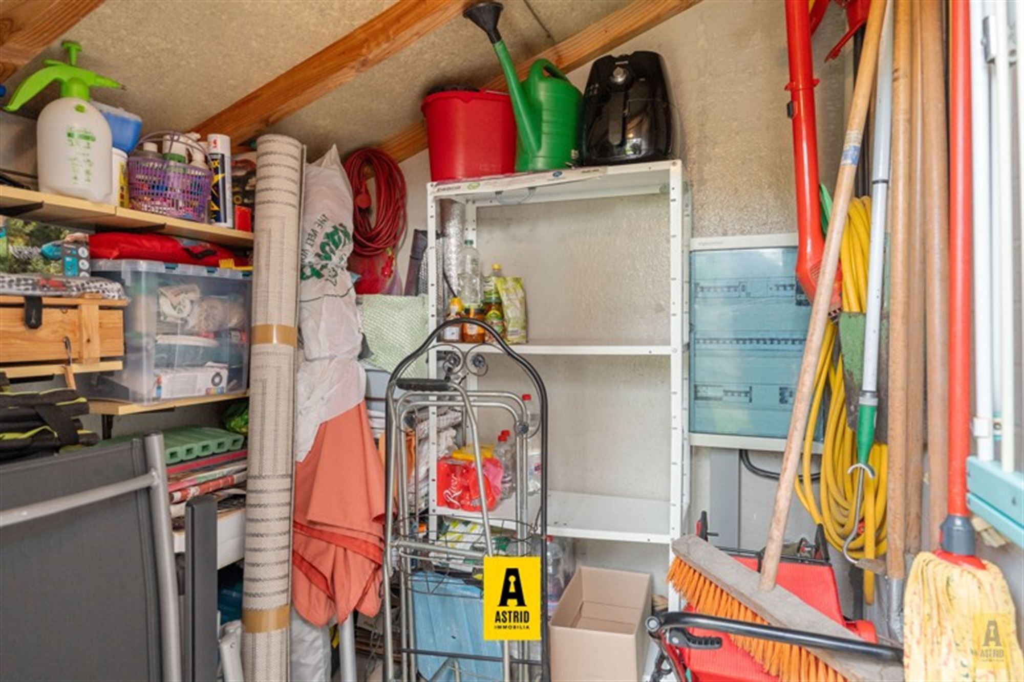 Instapklaar vakantiehuisje (3 slpks) met parkeerplaats vlakbij zee! foto 20