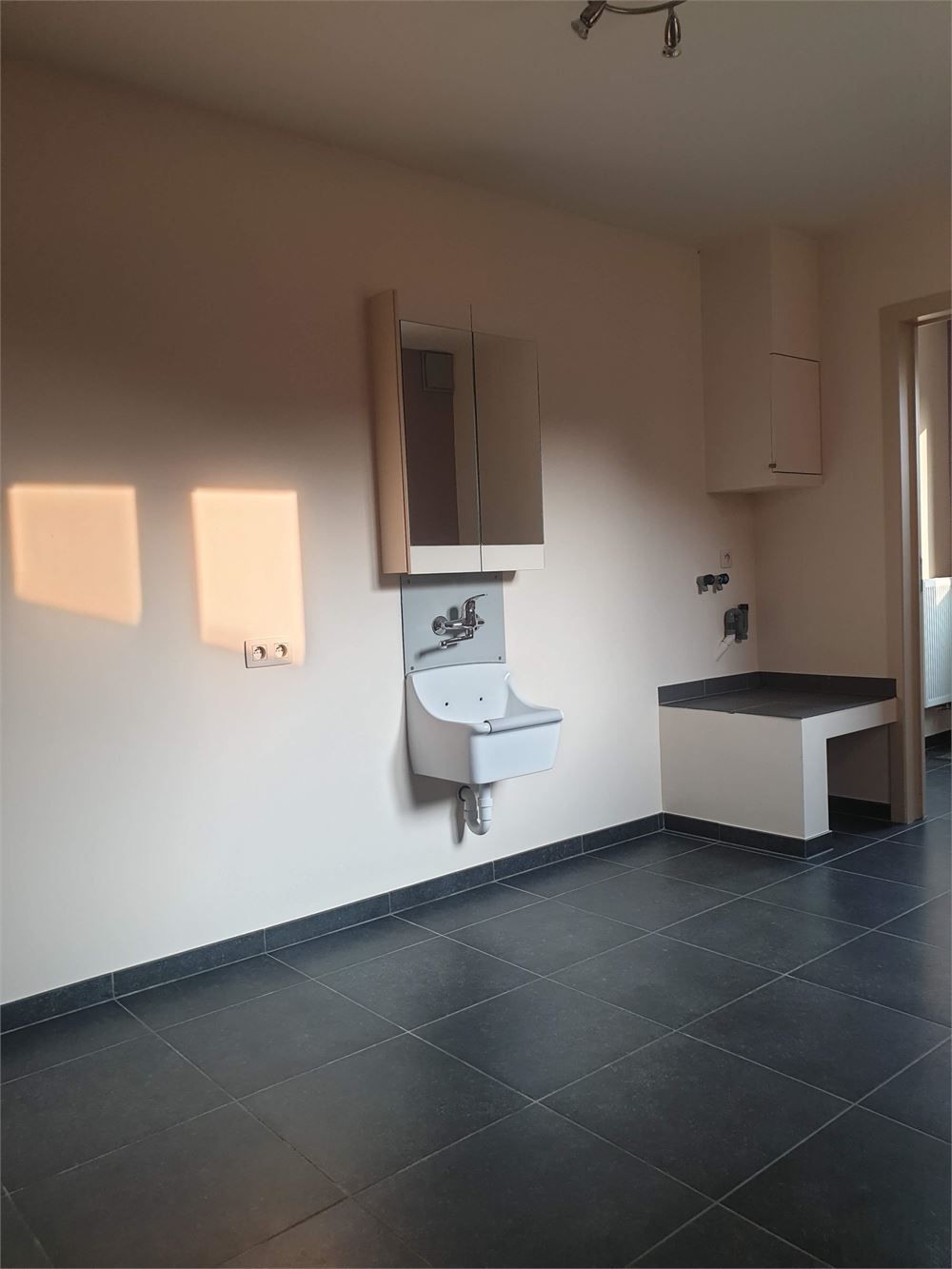 Prachtige woning met 5 slaapkamers! foto 6