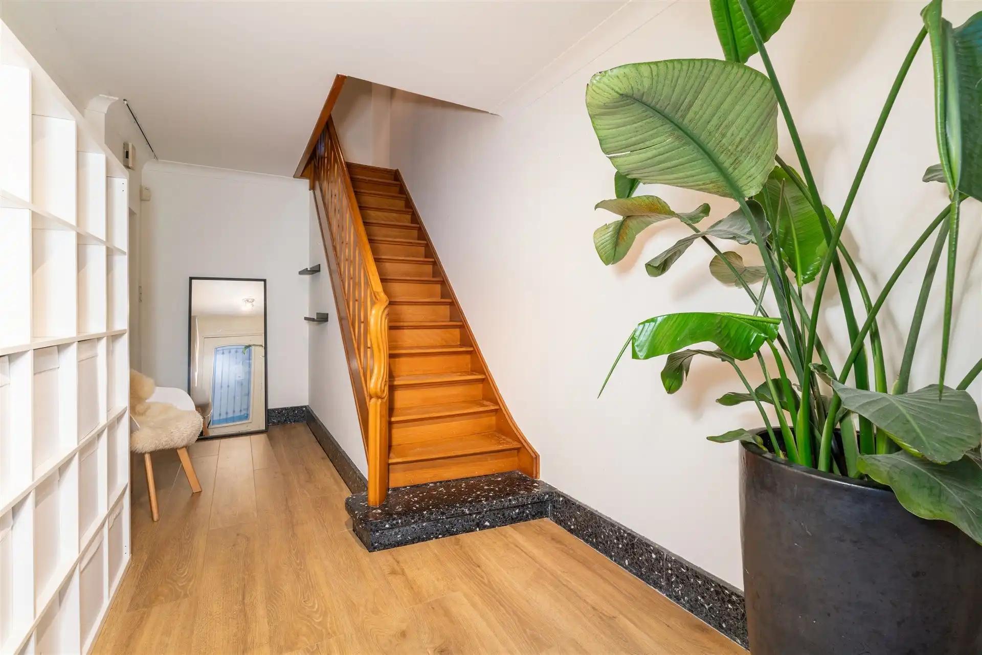 Karaktervolle woning met 5 slaapkamers en loods te Wetteren foto 8