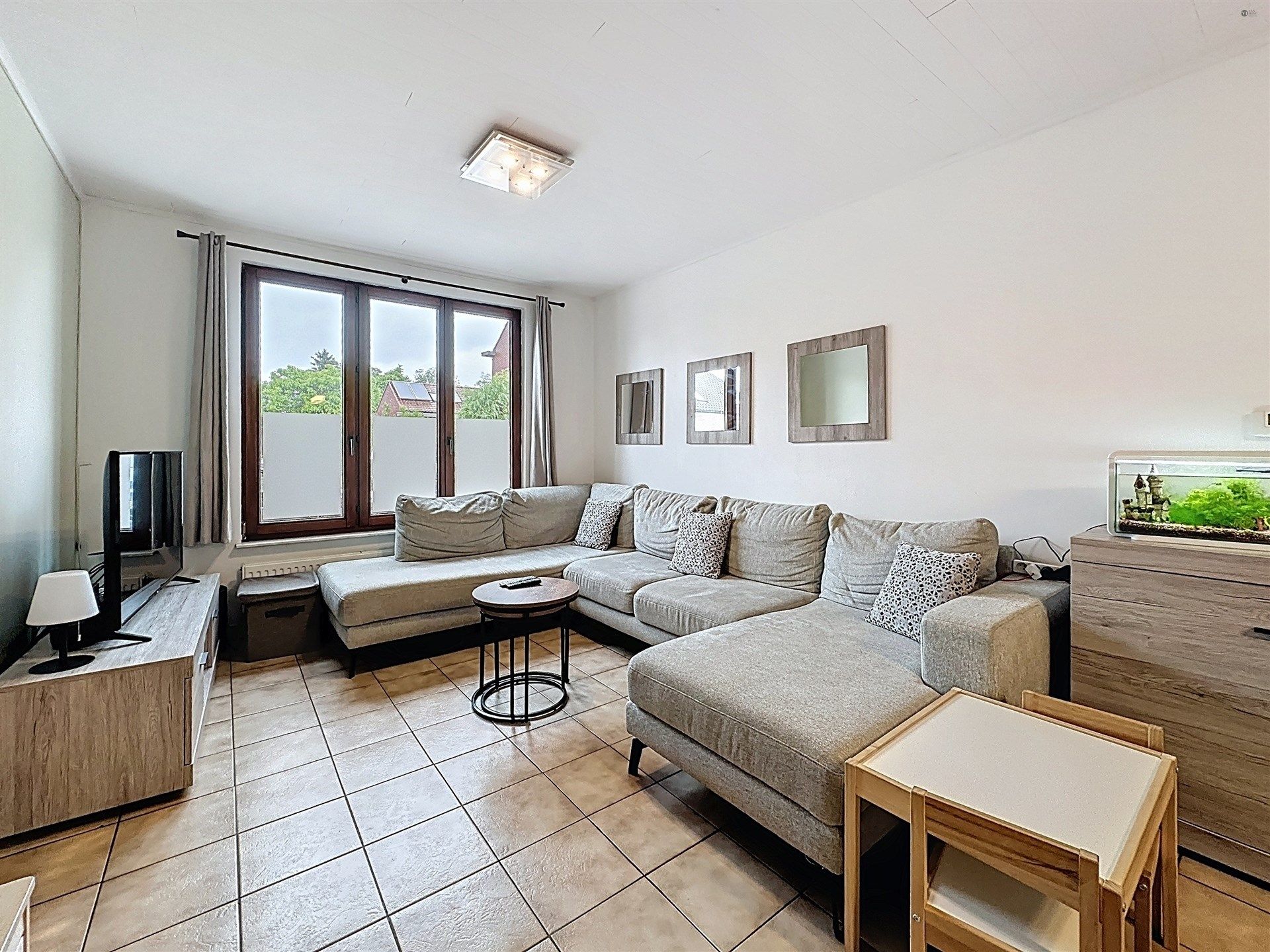 Instapklare woning met 3 slaapkamers en gezellige tuin op perceel van 310m². foto 5