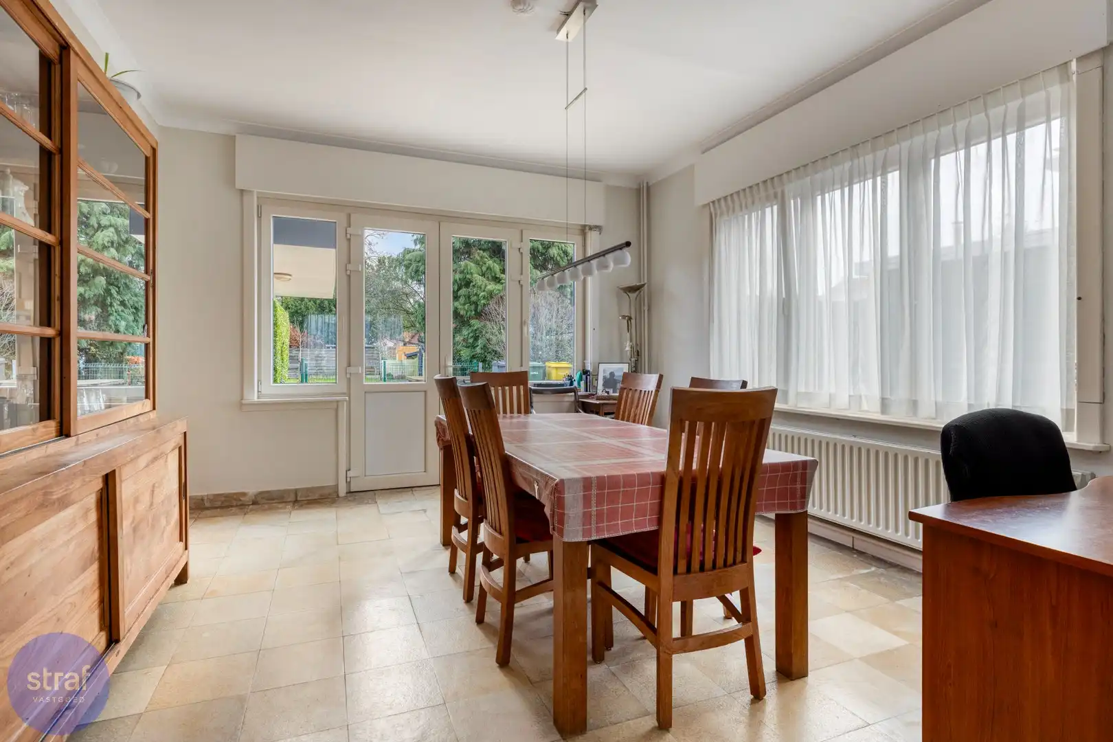 Groot wonen met 6 slaapkamers en een tuin in bruisend Kapellen foto 5