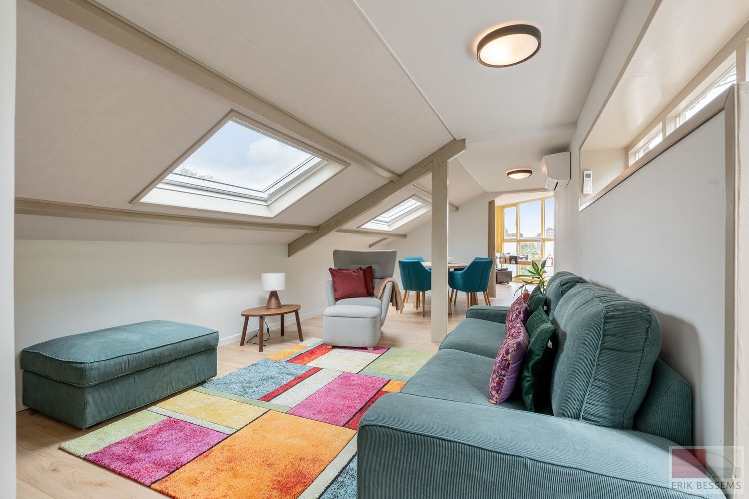 Gedeeltelijk gerenoveerde woning dat kan dienst doen als kangoeroe-woning. foto 15