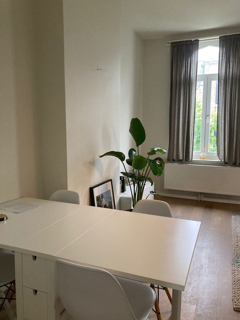 Prachtige instapklare studio van 50 m² op een zeer gunstige ligging te Nationalestraat! foto 12
