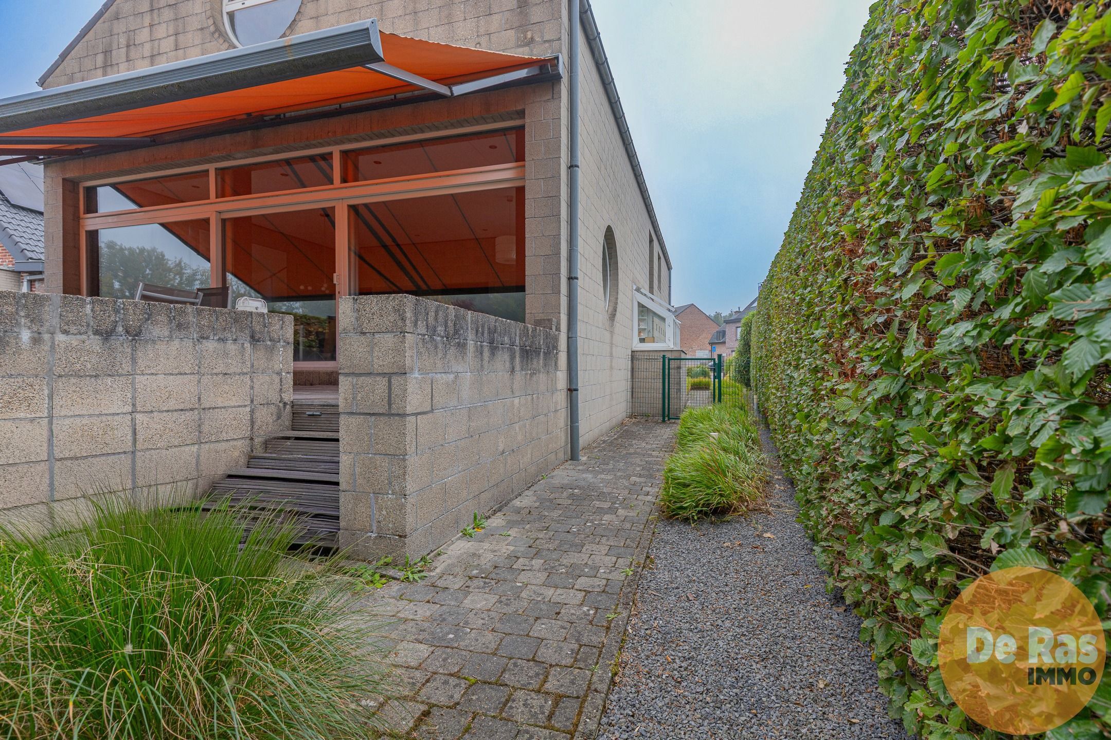 EREMBODEGEM- Ruime gezinswoning met tuin en weide  foto 27