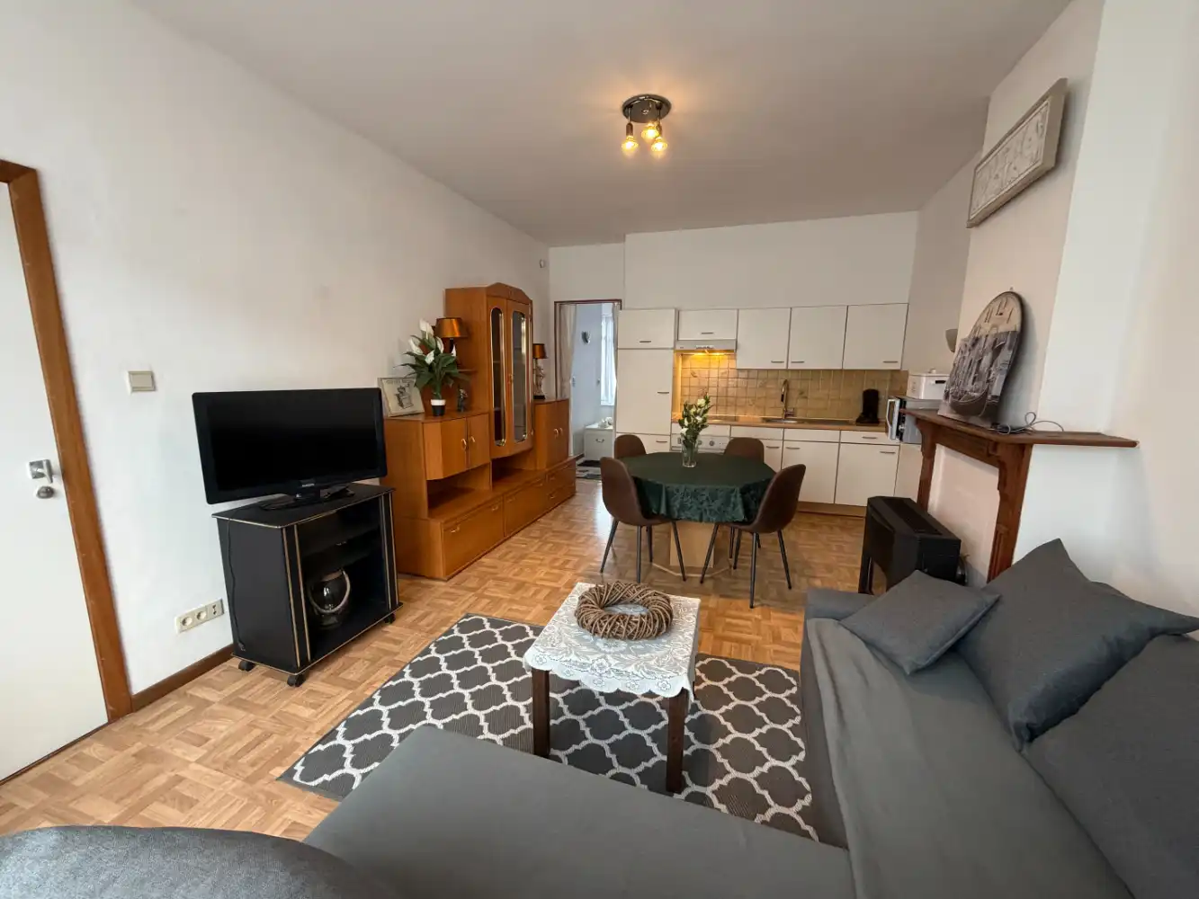 Gemeubeld appartement met één slaapkamer in een gebouw zonder lift. foto 4