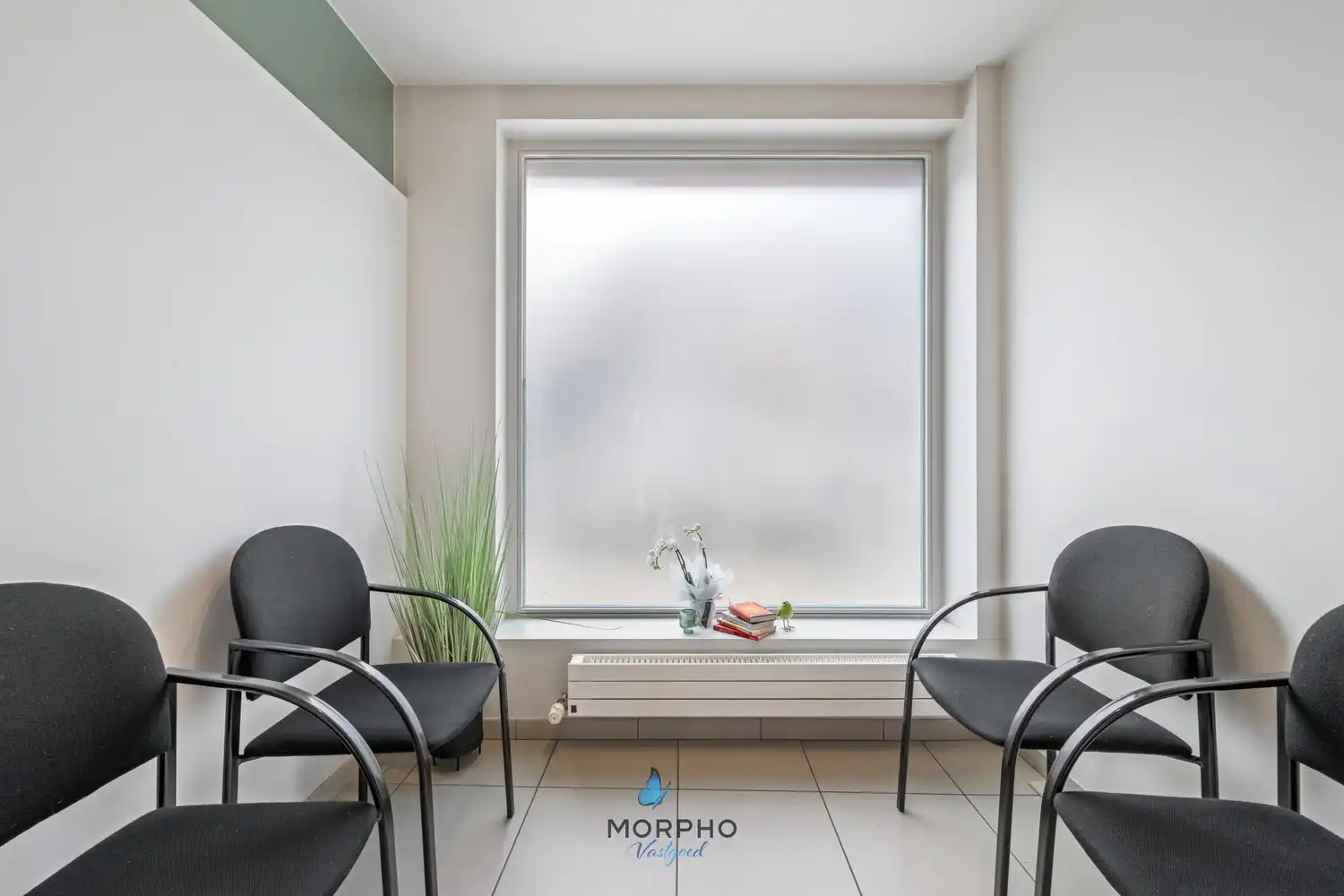 Ruimte, karakter én 5 parkeerplaatsen in hartje Ruddervoorde foto 9