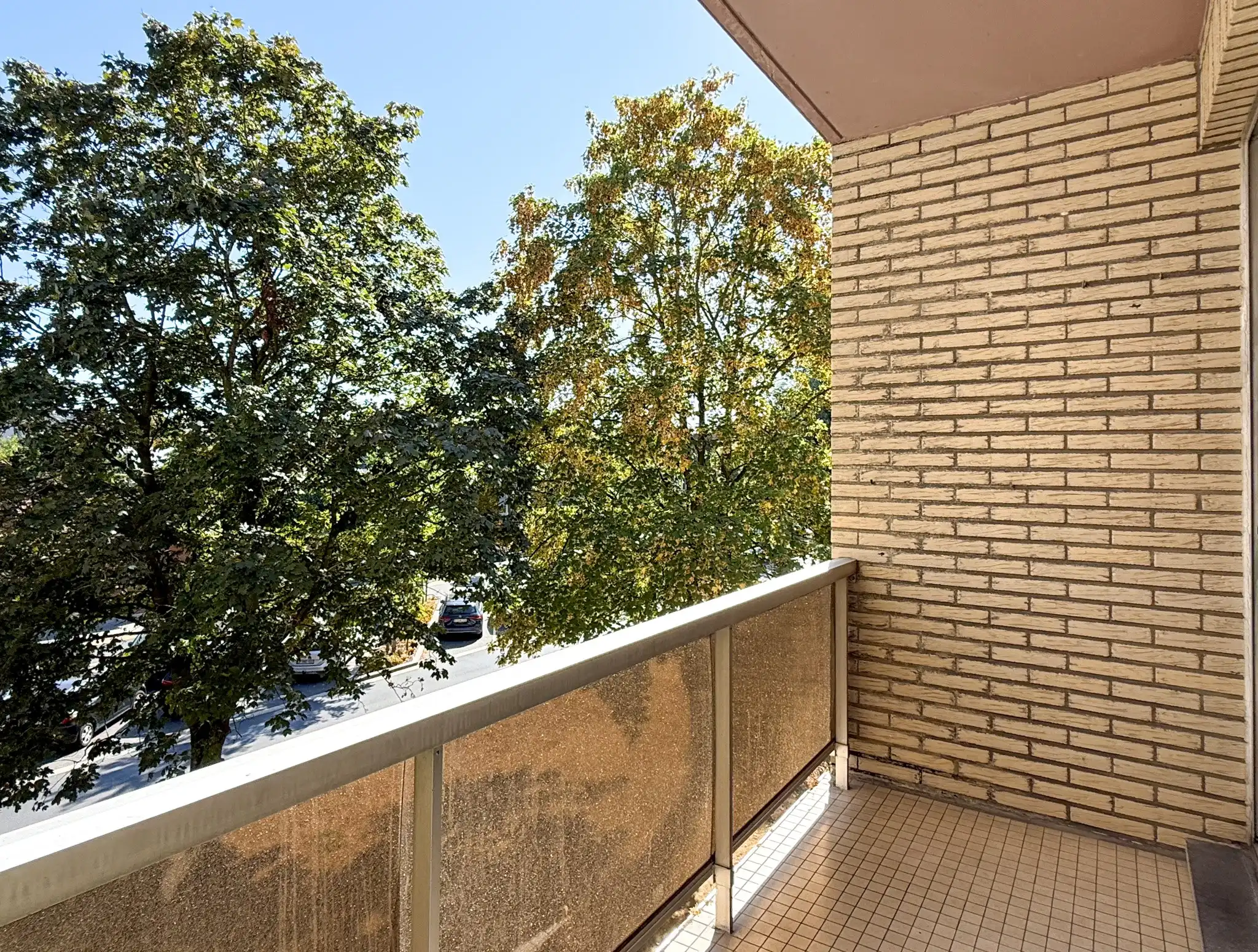 Ruim appartement met 2 slaapkamers en terras in het centrum van Beveren foto 12