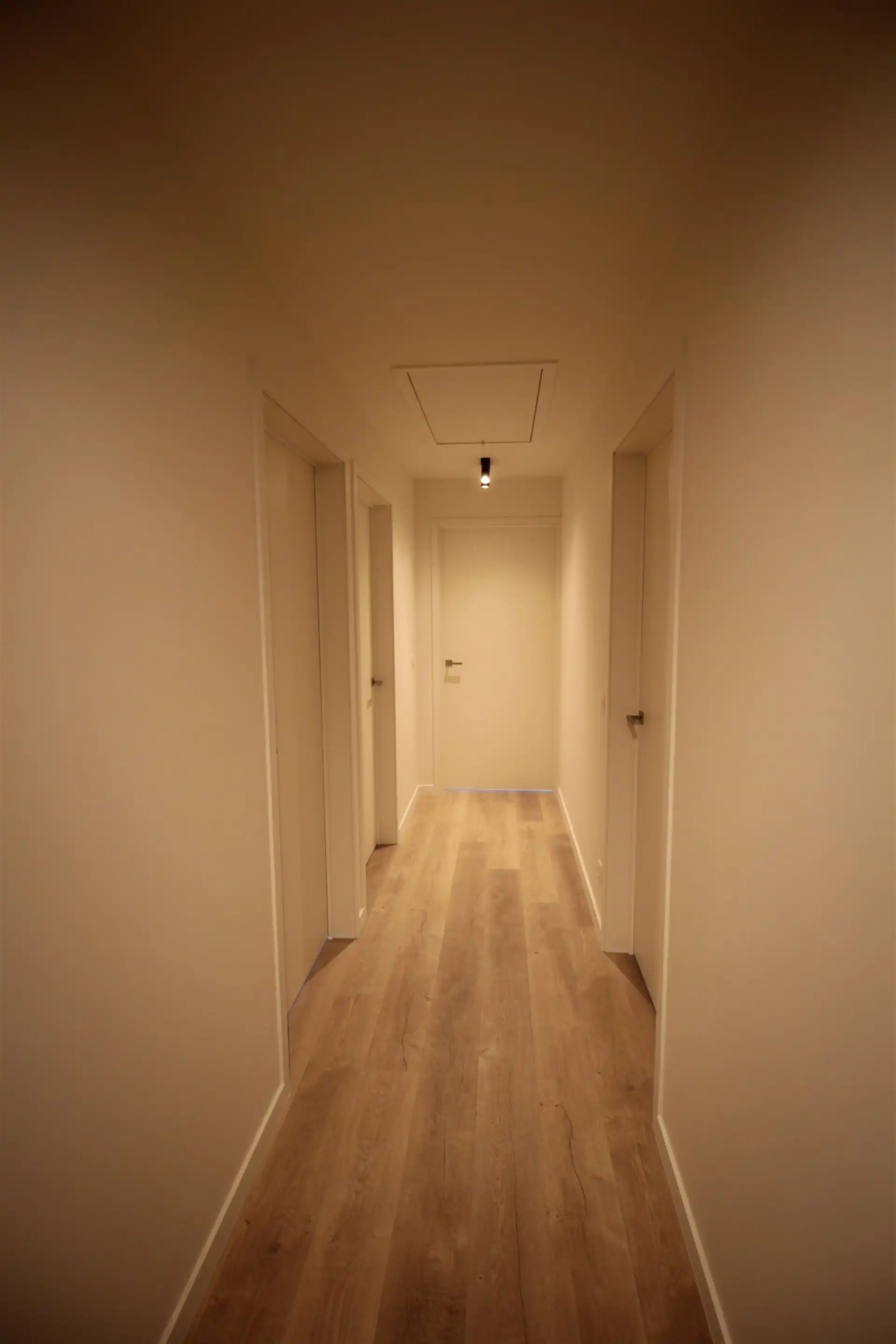 Woning, 3 slpks, voorzien van de nieuwste technieken. foto 13