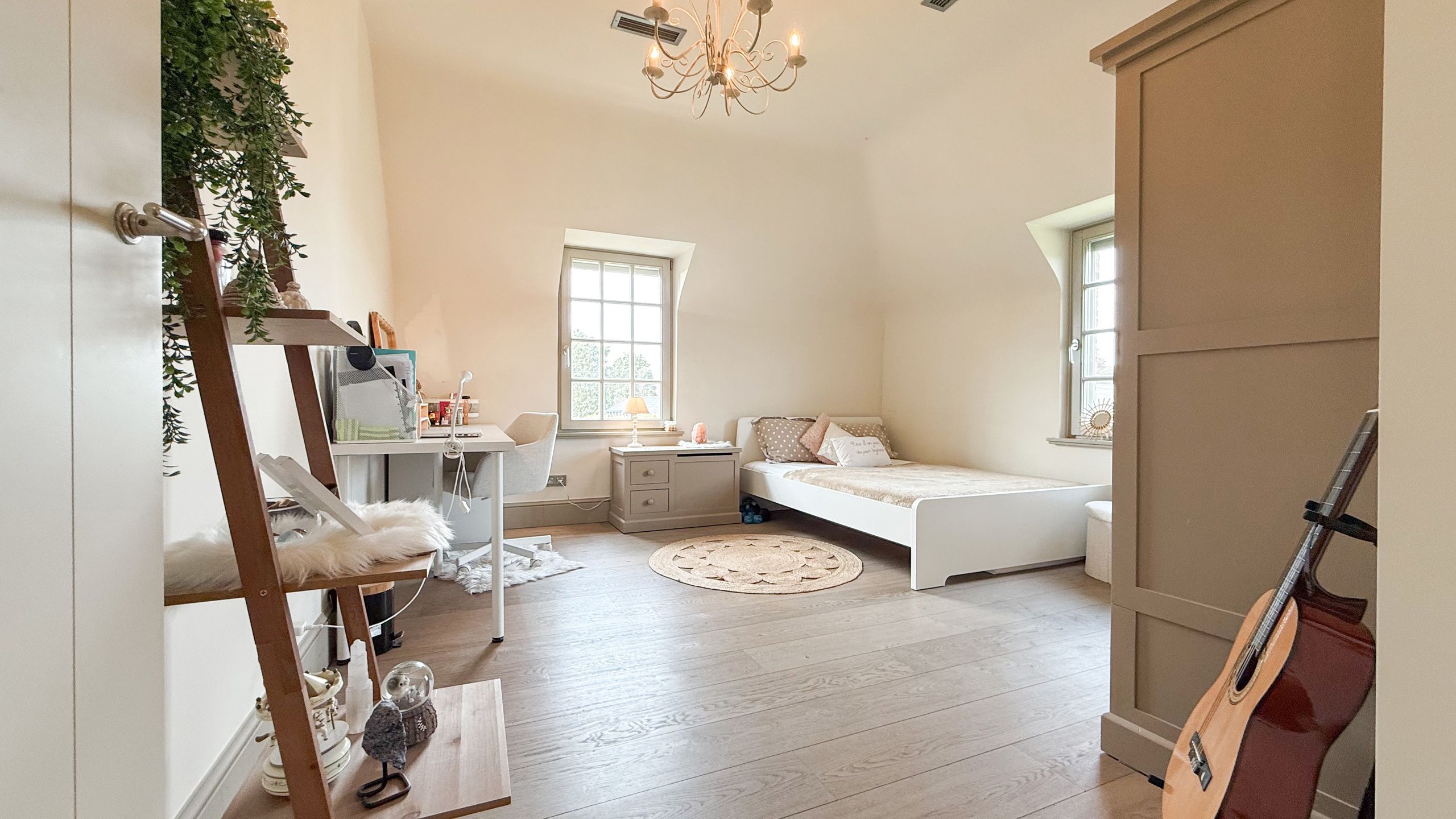 Exclusieve villa met zwembad op riant perceel in Koersel! foto 40