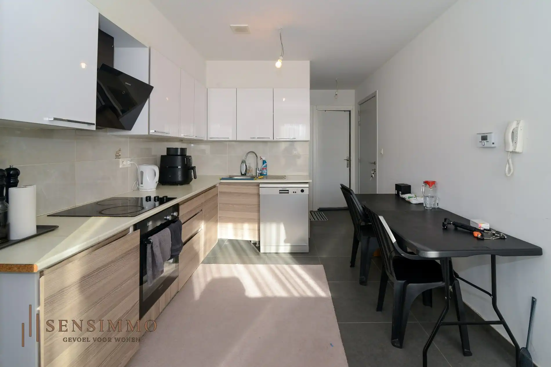éénslaapkamer appartement met terras, parking en kelderberging foto 2