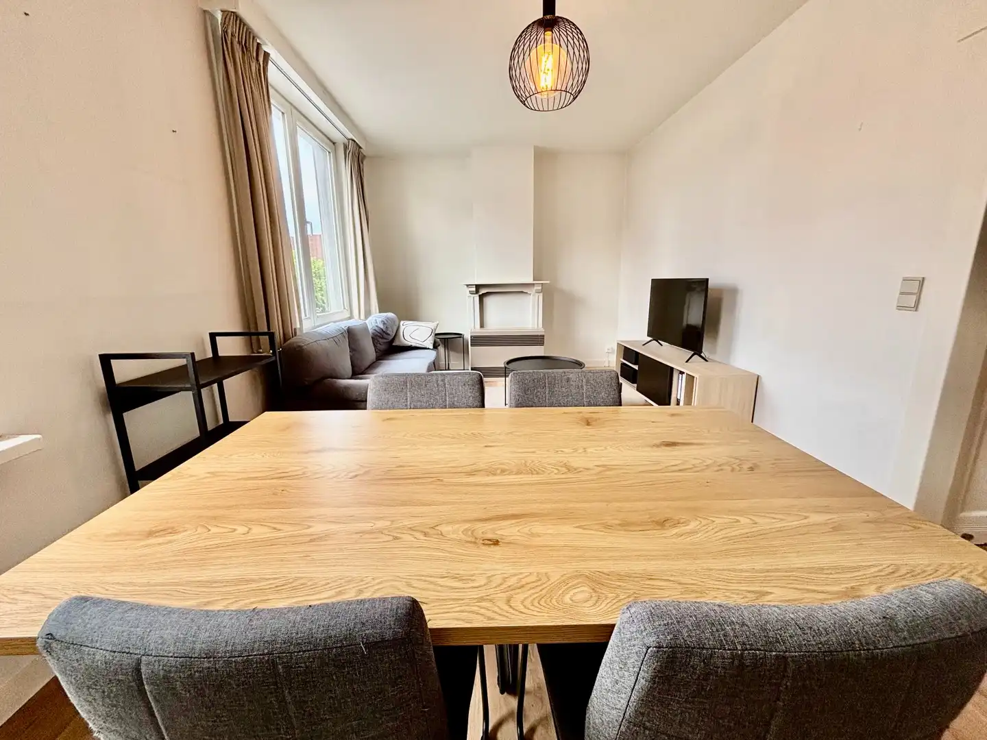 Lichtrijk appartement met terras aan de stadsrand van Roeselare foto 4