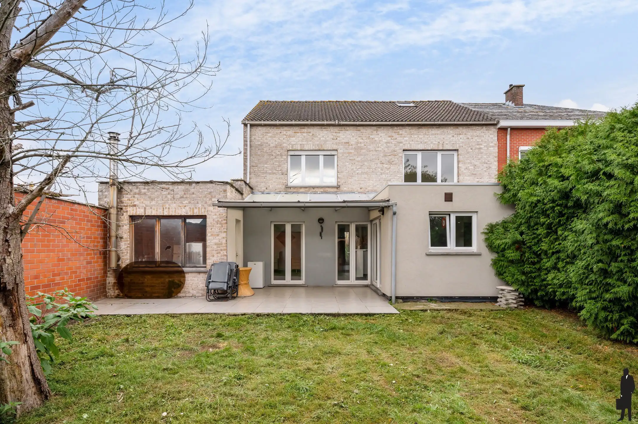 Op te frissen HOB pal in centrum! foto 23