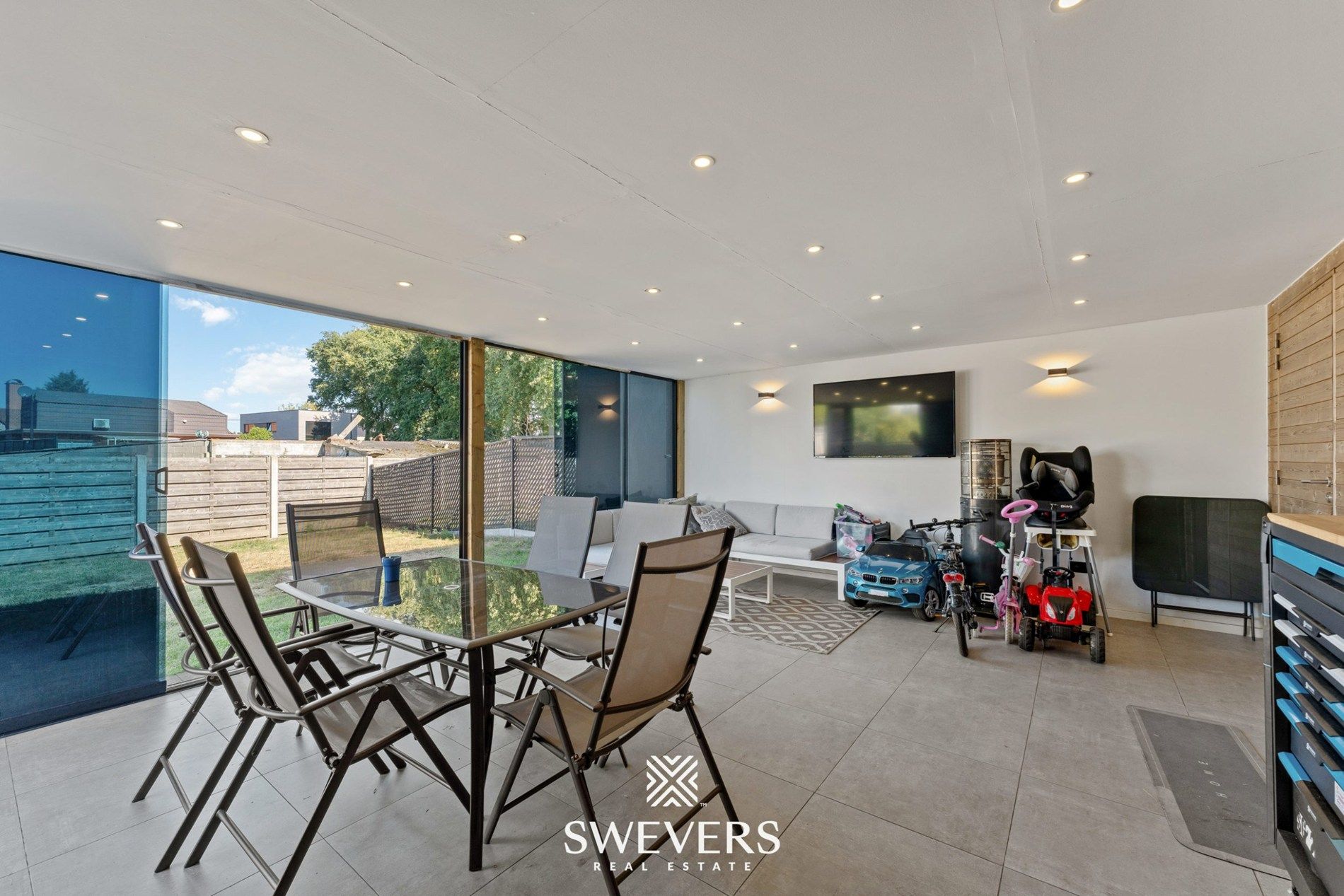 Hedendaagse instapklare woning te Heusden-Zolder  foto 15