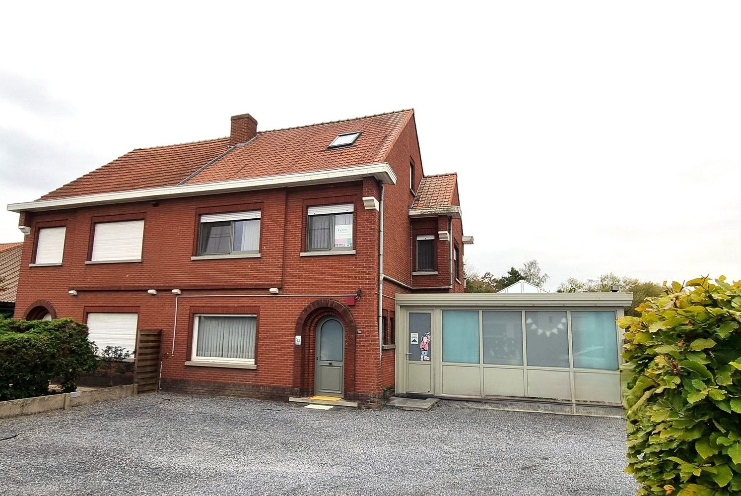 Hoofdfoto van de publicatie: Ruime gezinswoning 4slks – ideaal voor groot gezin of combi zelfstandige activiteit.