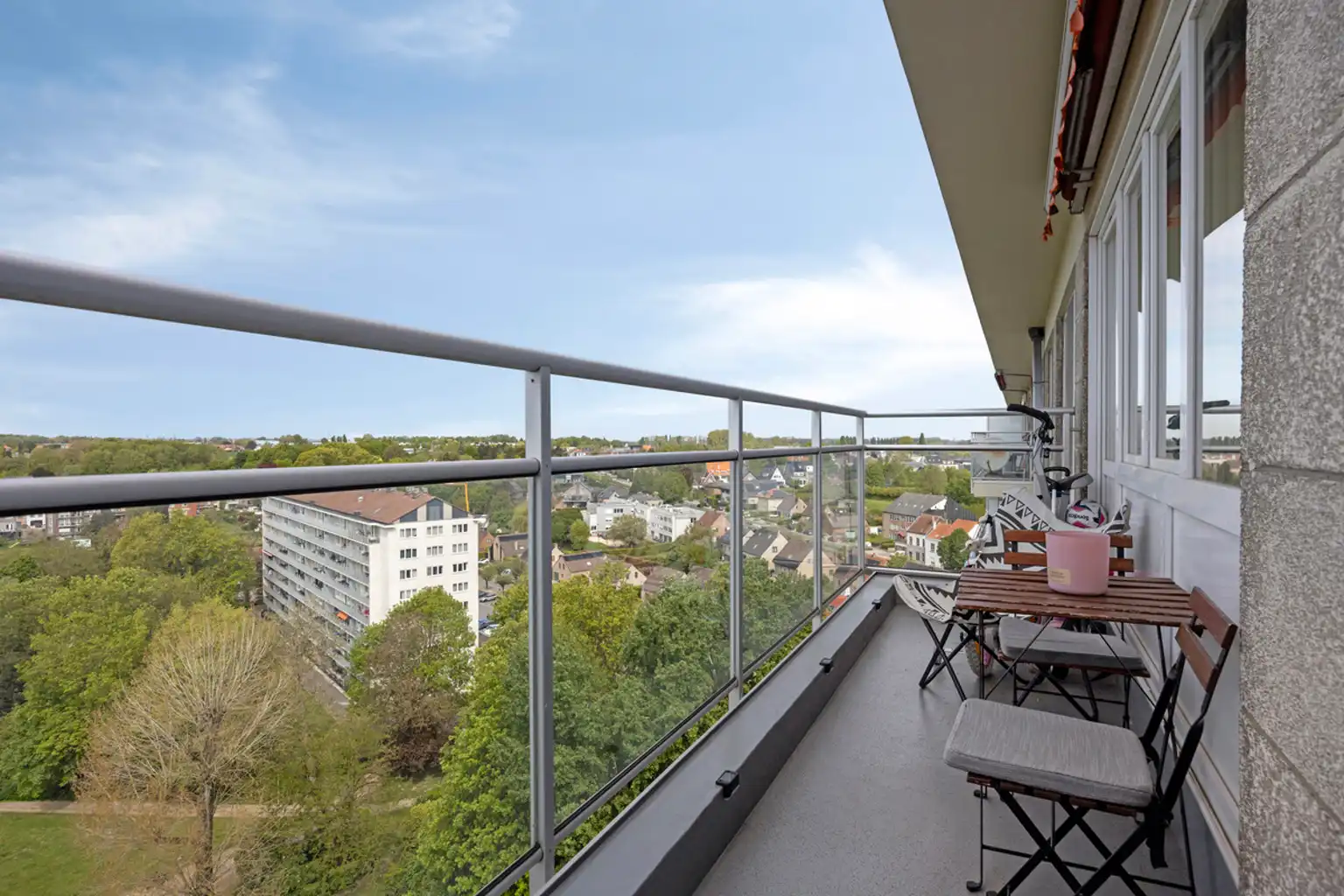 Volledig gerenoveerd appartement met uitzicht op het park foto 19