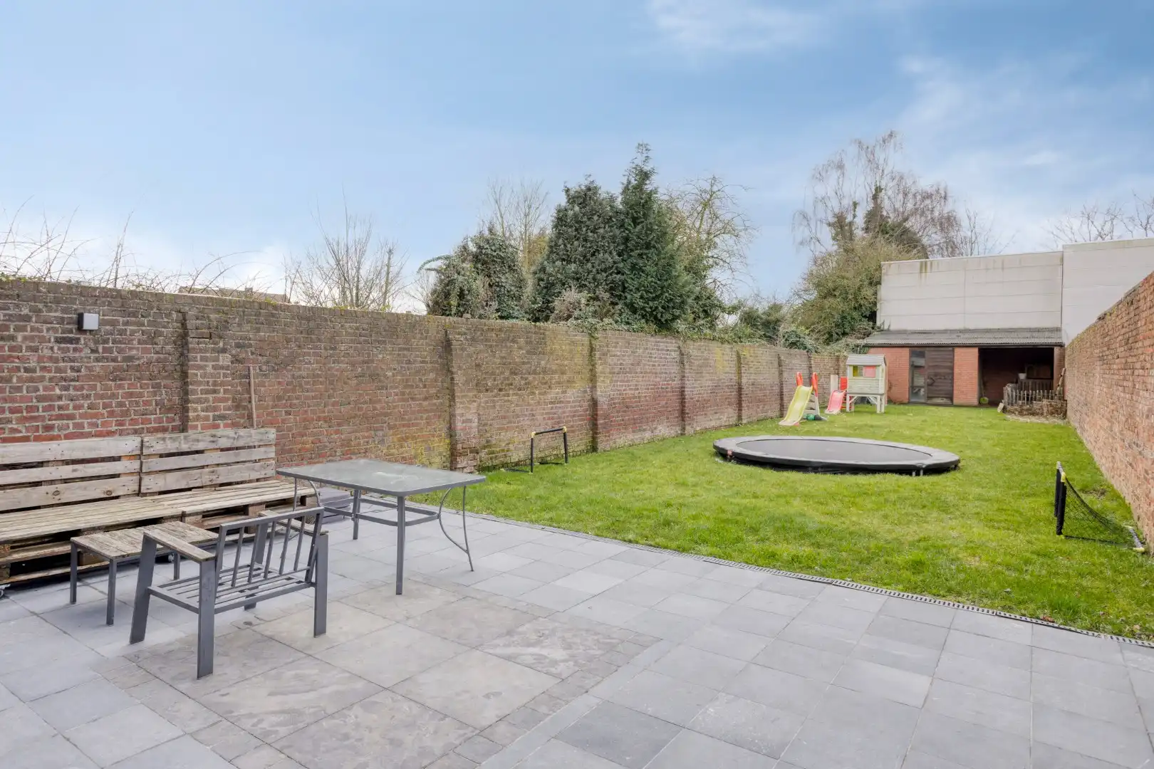 Ruime, gerenoveerde woning met werkplaats, garage en diepe tuin! foto 18