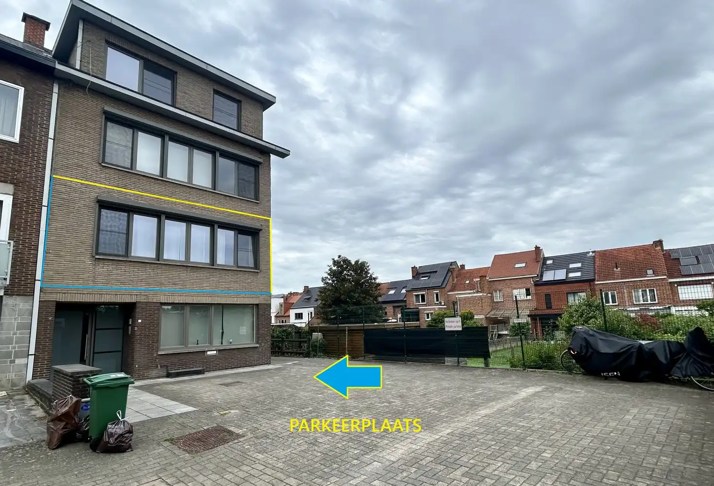 Verzorgd 2-slaapkamerappartement met garage en staanplaats in Kessel-Lo foto {{pictureIndex}}