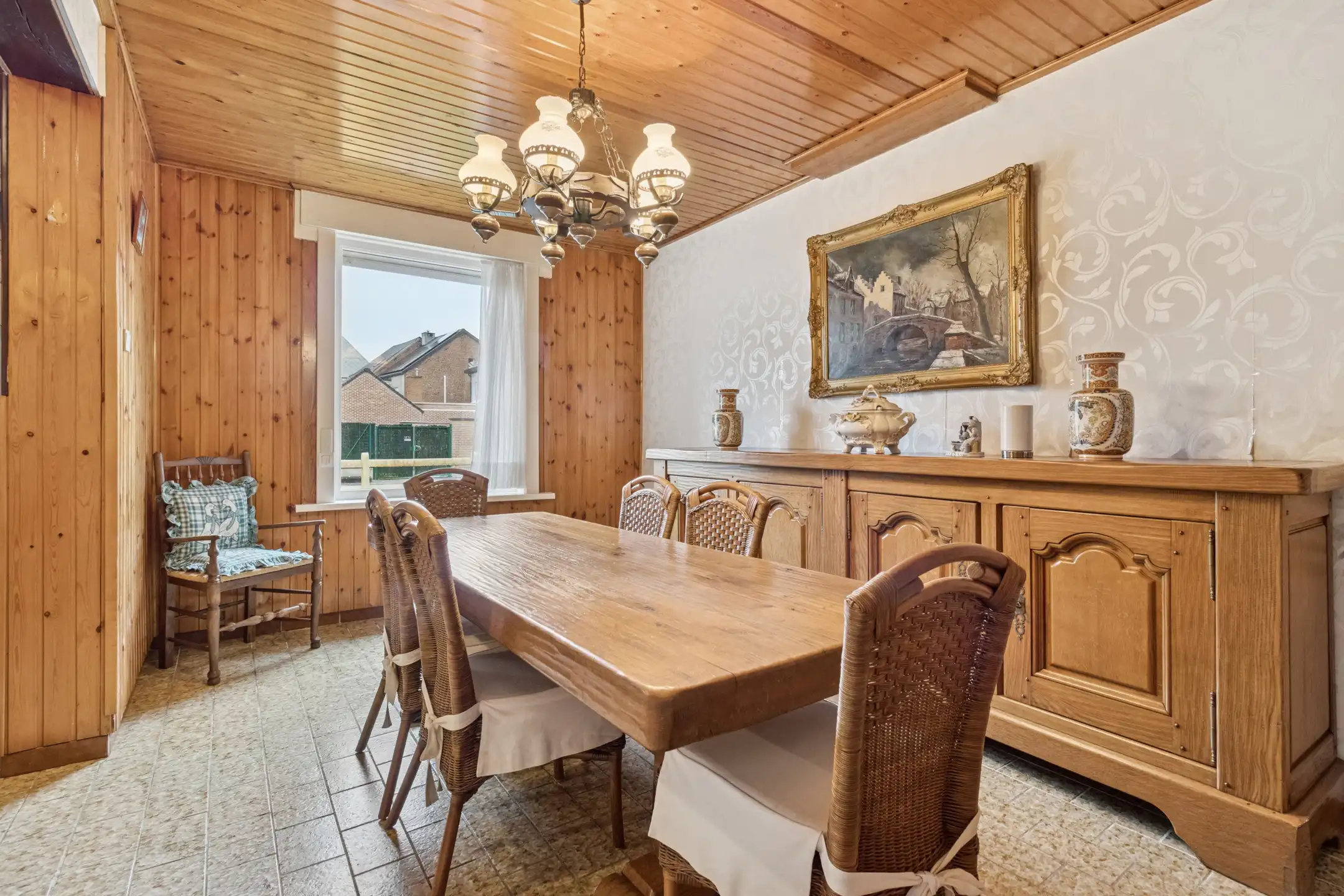 Charmante woning met renovatiepotentieel  foto 4