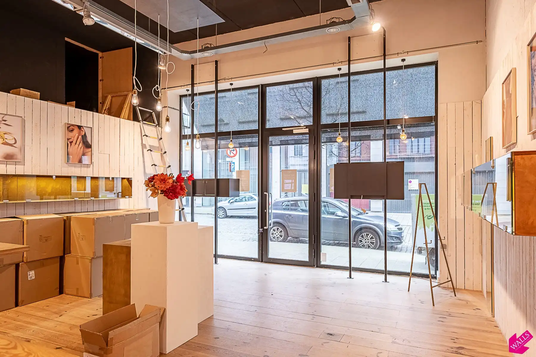 Mooie winkel tegenover ModeNatie foto 4