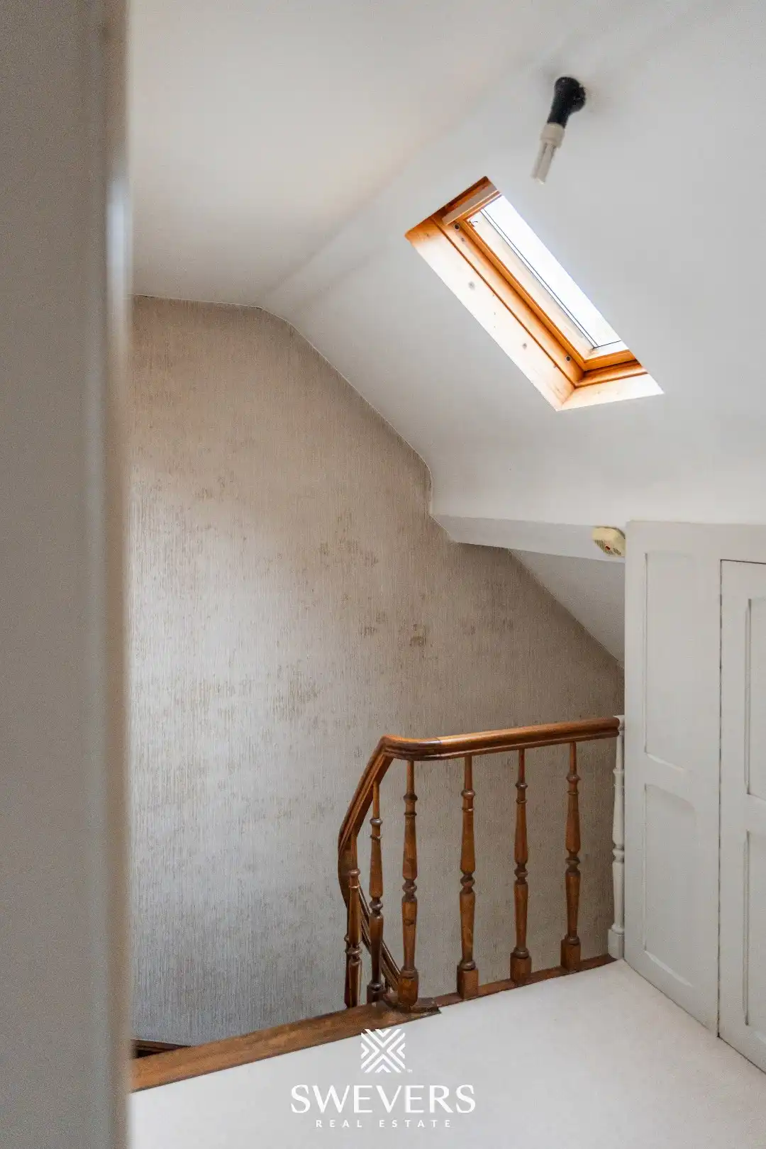 Karaktervolle herenwoning op knap perceel (20are) tegenover be-MINE foto 30