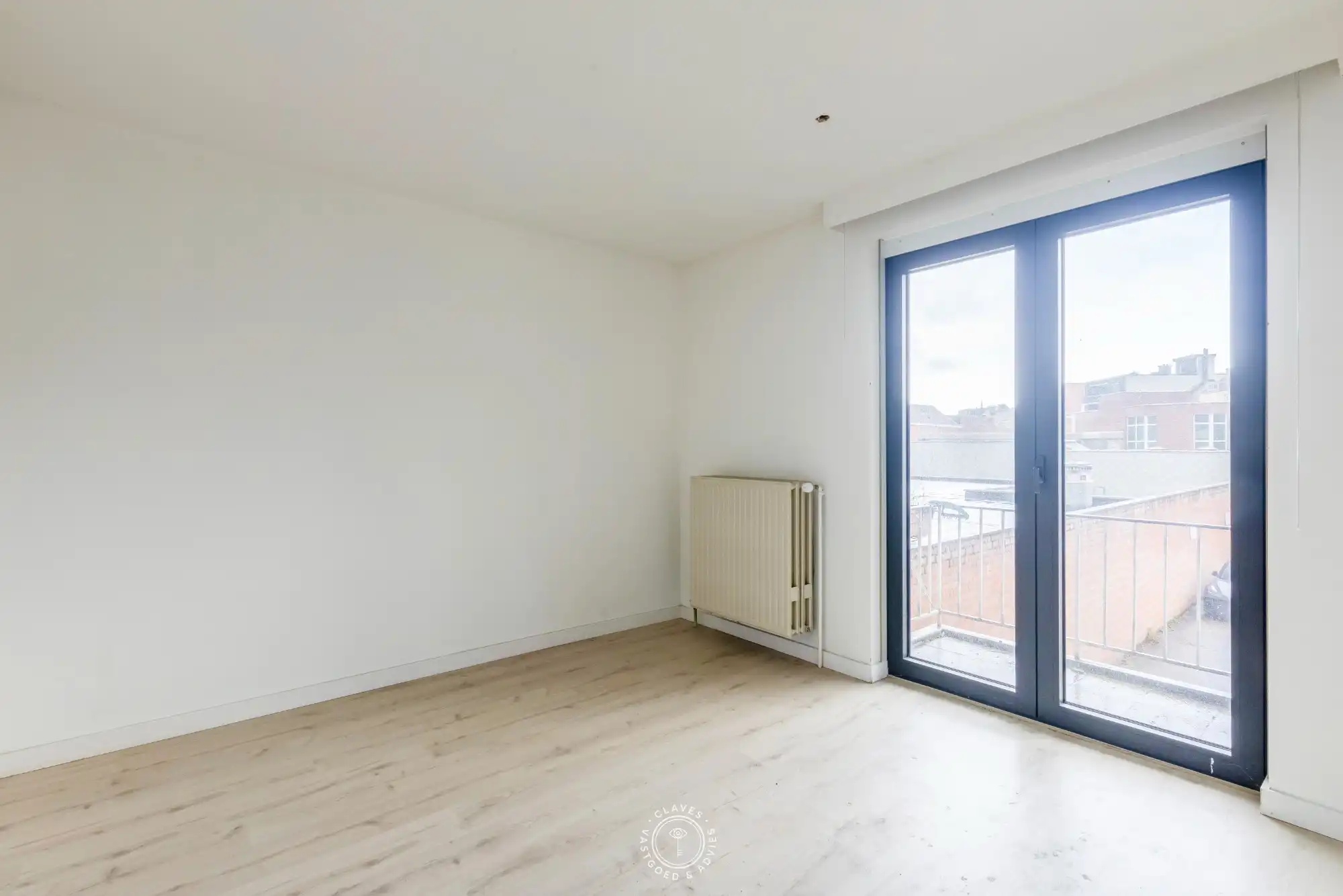 Eén-slaapkamerappartement in hartje Sint-Niklaas foto 8