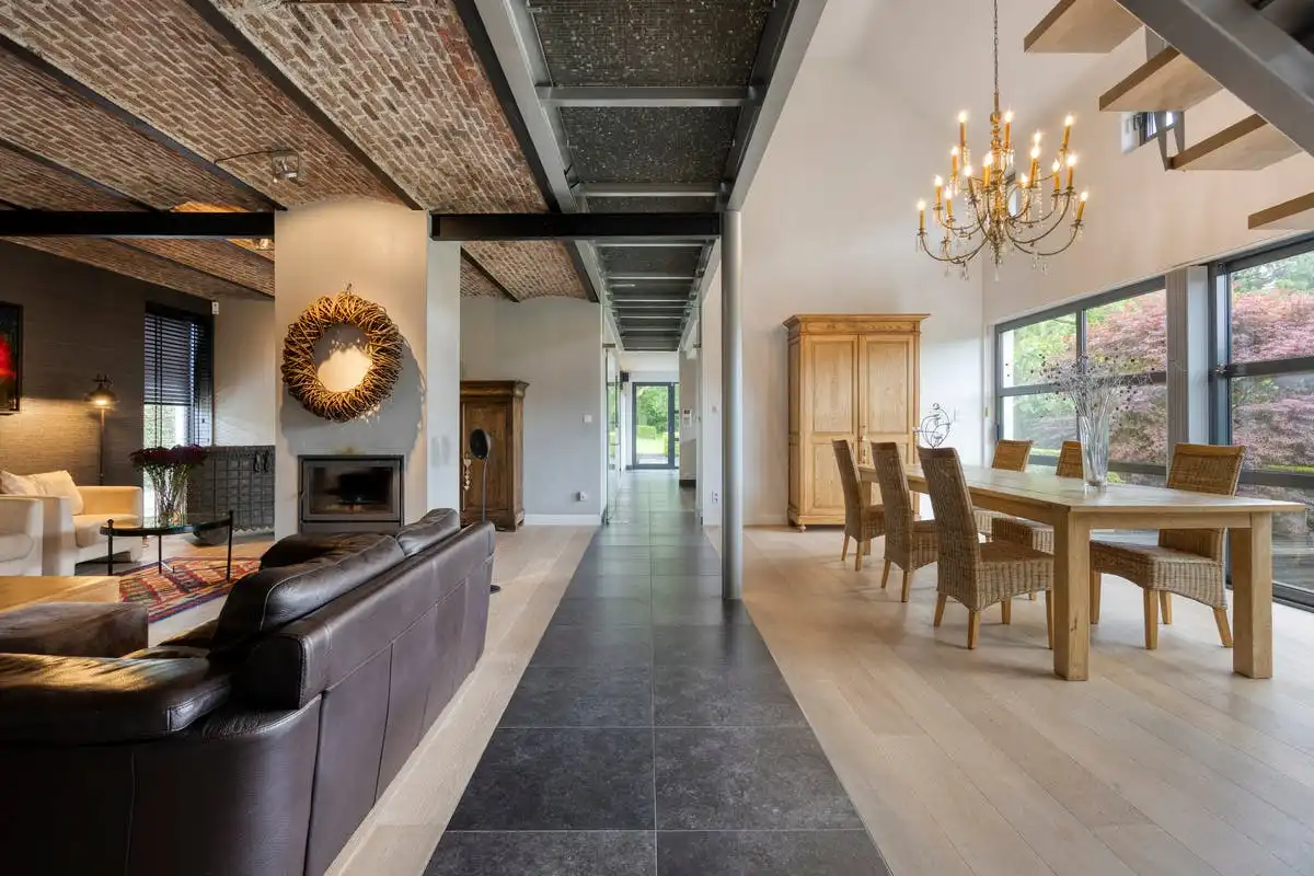 Karaktervolle viergevel woning op 24 are in Grimbergen – wonen en werken op toplocatie foto 6