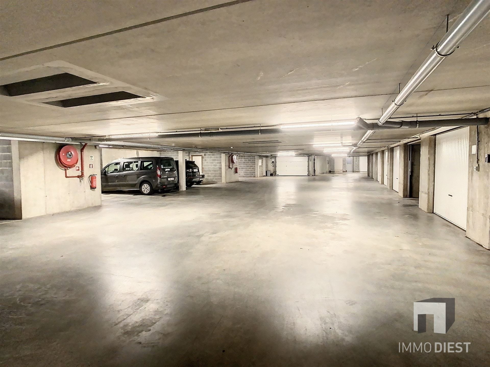 Ruim appartement met 2 slaapkamers foto 26