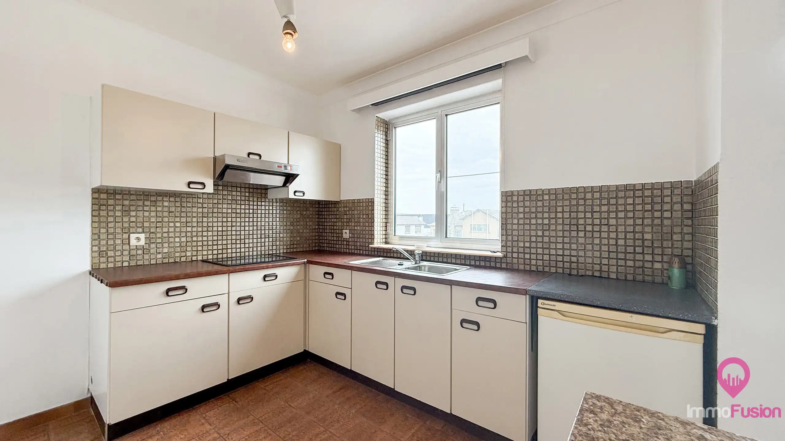 Ideaal gelegen 2-slaapkamerappartement met uitstekende bereikbaarheid! foto 10