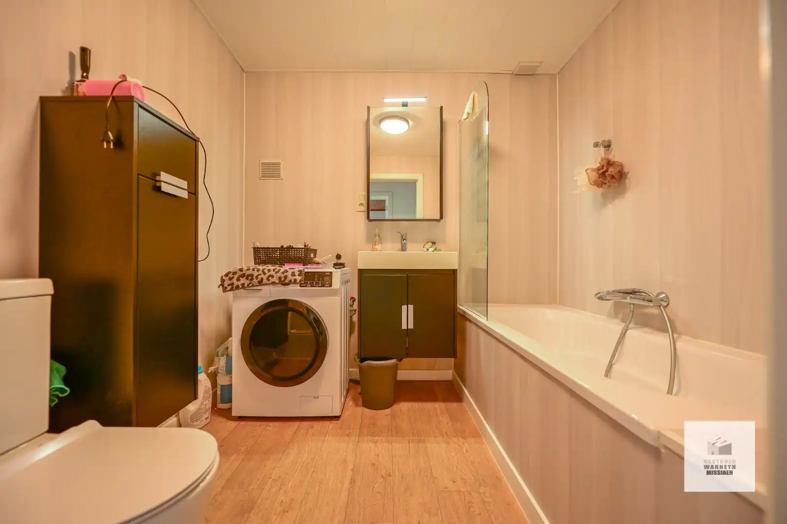 Opbrengsteigendom met 3 verhuurde appartementen op centrale liggging foto 20