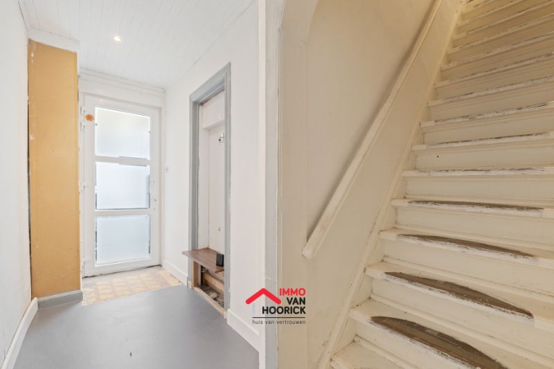 Instapklare woning 1 slaapkamer met stadstuintje. foto 3