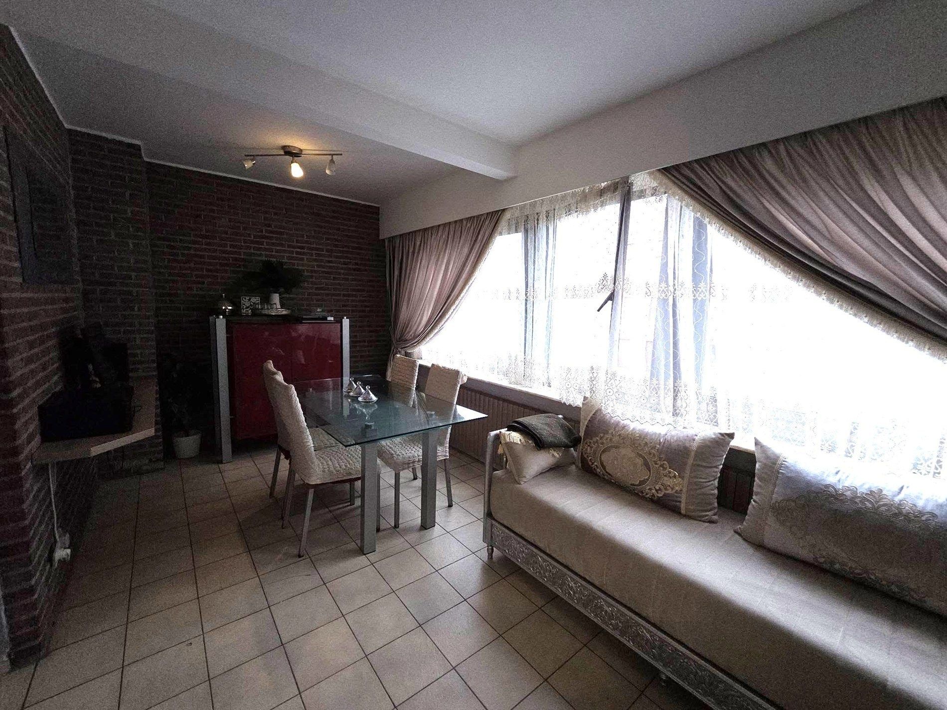 Charmante bel-etagewoning met 3 slaapkamers, ruime garage en zolder foto 4